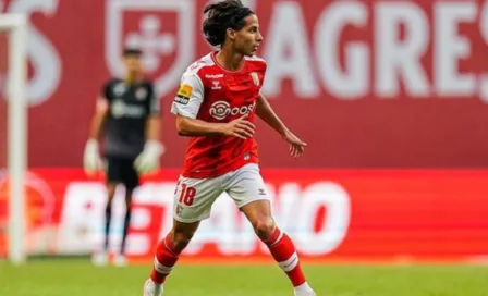 Diego Lainez: Tuvo pocos minutos en el triunfo del Braga sobre el Vitoria Guimaraes 