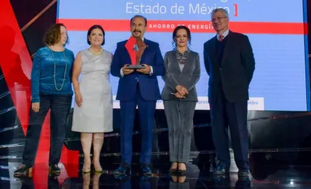 Pedro Rodríguez: Recibió premio por programa de cambio de luminarias en Atizapán de Zaragoza