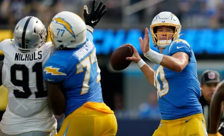 NFL: Chargers superó a Raiders con tres pases de anotación de Justin Herbert