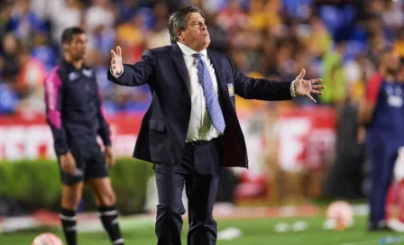 Aficionados de Tigres ‘reprueban’ a Miguel Herrera, Luis Quiñones y Jordy Caicedo