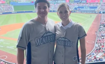 Samuel García y Mariana Rodríguez asistieron al juego de los Sultanes de Monterrey 