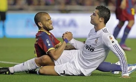 Dani Alves sobre Cristiano: 'Me encanta, me identifico más con él que con Messi'