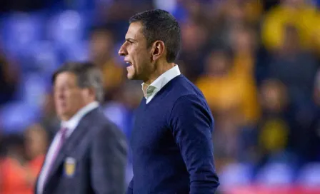 Jimmy Lozano tras eliminación de Necaxa: "Con un hombre demás nos pusimos nerviosos"