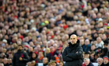 Premier League: FA investigará lanzamiento de monedas a Guardiola en Anfield