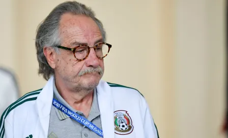 Selección Mexicana: Decio de María se iba de fiesta con los jugadores, reveló Néstor de la Torre