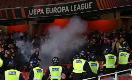 Europa League: UEFA sancionó a PSV por conducta de aficionados ante Arsenal