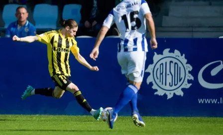 Marcelo Flores y Alonso Aceves: Avanzan de ronda en la Copa del Rey con el Real Oviedo