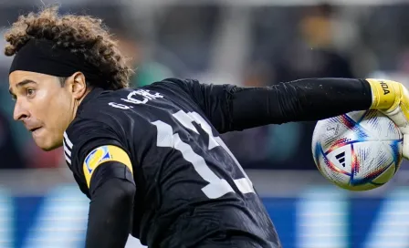 Memo Ochoa, criticado por la prensa polaca previo al partido vs México