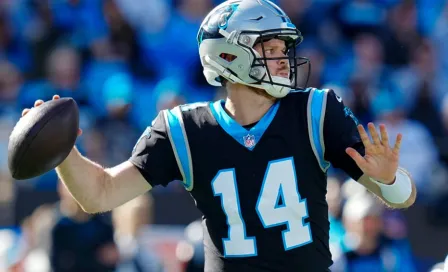 NFL: Panthers vencen 23-10 a Broncos, en el regreso de Sam Darnold