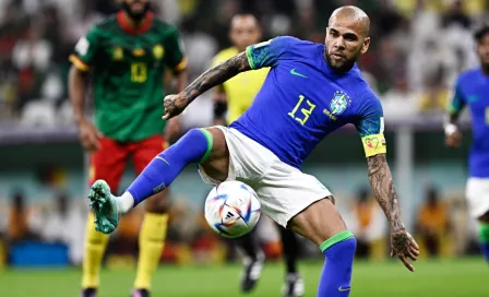 Dani Alves iguala las 125 internacionalidades de Roberto Carlos en la Copa del Mundo 2022