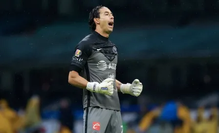 América: Óscar Jiménez medita salir del club si Ochoa renueva