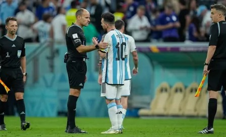 Países Bajos vs Argentina: Árbitro Lahoz batió récord de tarjetas amarillas en una Copa del Mundo