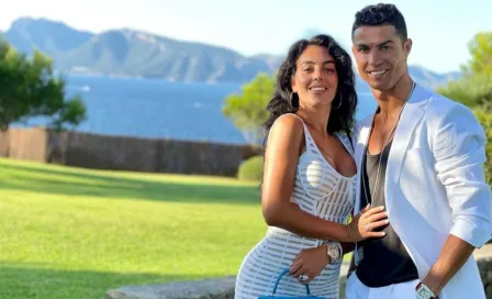 Cristiano Ronaldo: Georgina le regaló a CR7 un nuevo 'juguete' para su colección de autos