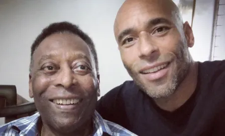 Pelé: Hijo de O'Rei aplazó su regreso al equipo donde es DT para estar con su padre en el hospital