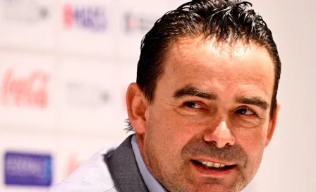 Marc Overmars: Sufre derrame cerebral y tuvo que ser llevado al hospital