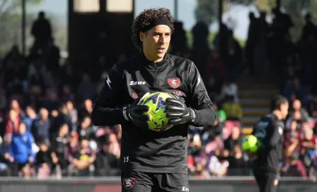 Memo Ochoa tuvo un agridulce debut con el Salernitana; cayeron vs el AC Milan