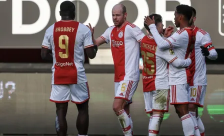 Eredivisie: Con Edson y Jorge Sánchez el Ajax empata a un gol ante el NEC