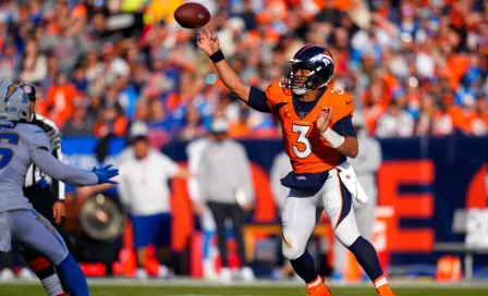 NFL: Broncos superan a Chargers, que van a Playoffs