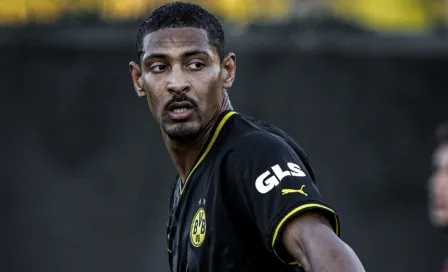 Borussia Dortmund: Sébastien Haller regresó al campo tras superar una cirugía de cáncer