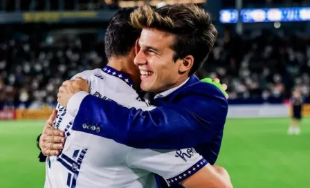 Riqui Puig sobre Chicharito Hernández: 'Está jugando a un muy alto nivel'