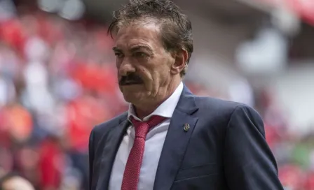 Toluca: La Volpe reveló que no pudo fichar a Leo Fernández ‘por negocio’ con otros futbolistas 