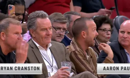 Breaking Bad en la NBA: Bryan Cranston y Aaron Paul, presentes en juego de Rockets