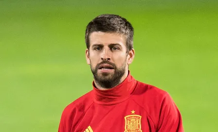 Piqué, señalado de ser infiel a Clara Chía; paparazzi lo 'quemó' en redes con sensual abogada