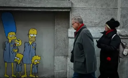 Los Simpson aparecen en mural de Milán representando víctimas del holocausto 