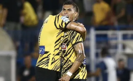 Orbelín Pineda marcó gol sobre el final en la victoria del AEK Atenas 