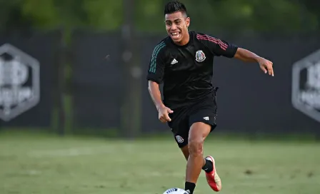 Efraín Alvarez, en la mira del Besiktas de Turquía