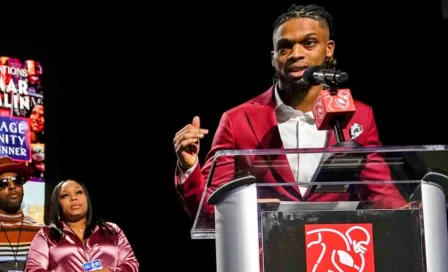 NFL: Damar Hamlin recibió Premio Alan Page por colaboración en su comunidad