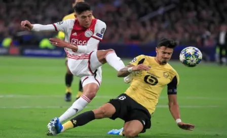 Edson Álvarez salió lesionado del hombro en la goleada del Ajax sobre el Rotterdam