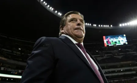 Miguel Herrera fue abucheado por la afición azulcrema a su regreso al Azteca