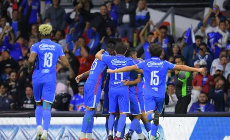 Cruz Azul consigue su segunda victoria al hilo frente a Atlas por la mínima 