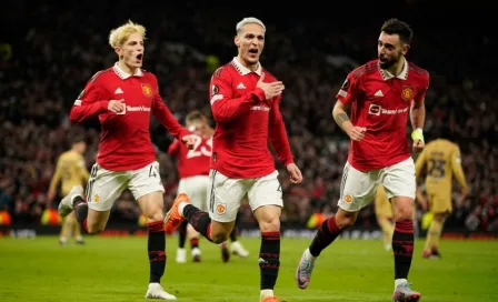 Manchester United remontó y eliminó al Barcelona de la UEFA Europa League