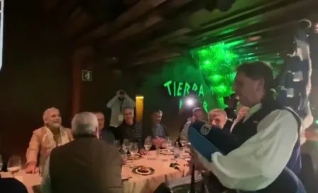 Cielito Lindo retumba en España durante comida del Comité del Salón de la Fama