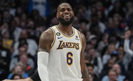 LeBron James orquestó una remontada histórica frente a los Mavs de Luka Doncic