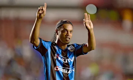 Ronaldinho apunta a regresar a Querétaro por reapertura de La Corregidora