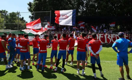 Clásico Nacional: Chivas entrenó frente a decenas de aficionados