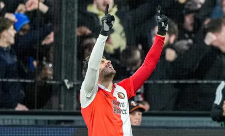 VIDEO: Santiago Giménez suma 23 goles en la temporada con Feyenoord ¡Revívelos!