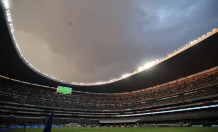 Estadio Azteca homenajeó a Chabelo previo al México vs Jamaica