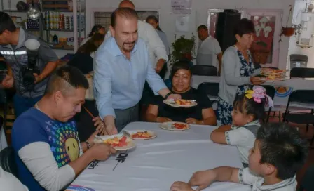 Entregan 270 mi comidas en 43 comedores municipales en Atizapán de Zaragoza