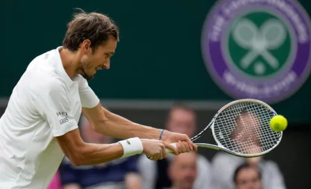 Wimbledon permitirá participación de tenistas rusos y bielorrusos 