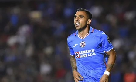 Escoboza, haciendo méritos para renovar con Cruz Azul: 'Lo estaba buscando con el trabajo del día'