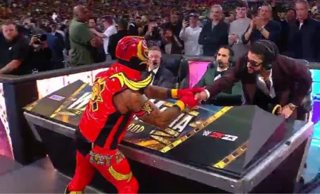 Rey Mysterio recibió ayuda de Bad Bunny en Wrestlemania 39