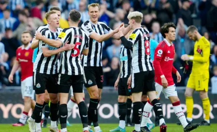 El Manchester United pierde frente al Newcastle 2-0 