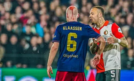 Feyenoord vs Ajax suspendido tras agresión a jugador