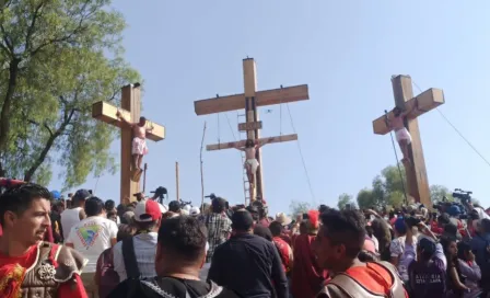 Actor de la Pasión de Cristo en Iztapalapa se desmaya durante la crucifixión de Jesús