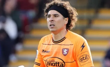 Guillermo Ochoa, 'héroe' ante el Inter en Serie A, fue ovacionado por la prensa