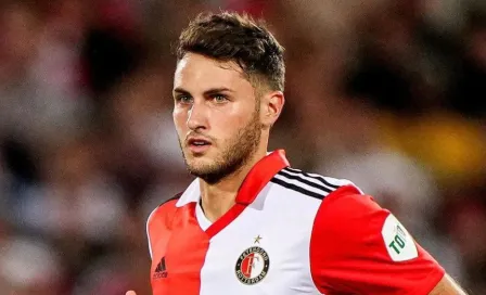 ¿Le quitaron gol a Santi Giménez? Confusión en tanto de Feyenoord; se le otorgó a Hartman